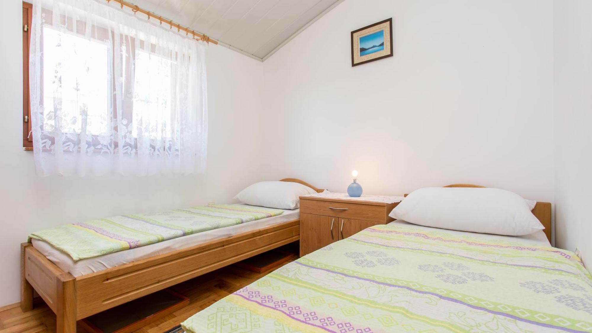Apartment Branko Šilo Rum bild