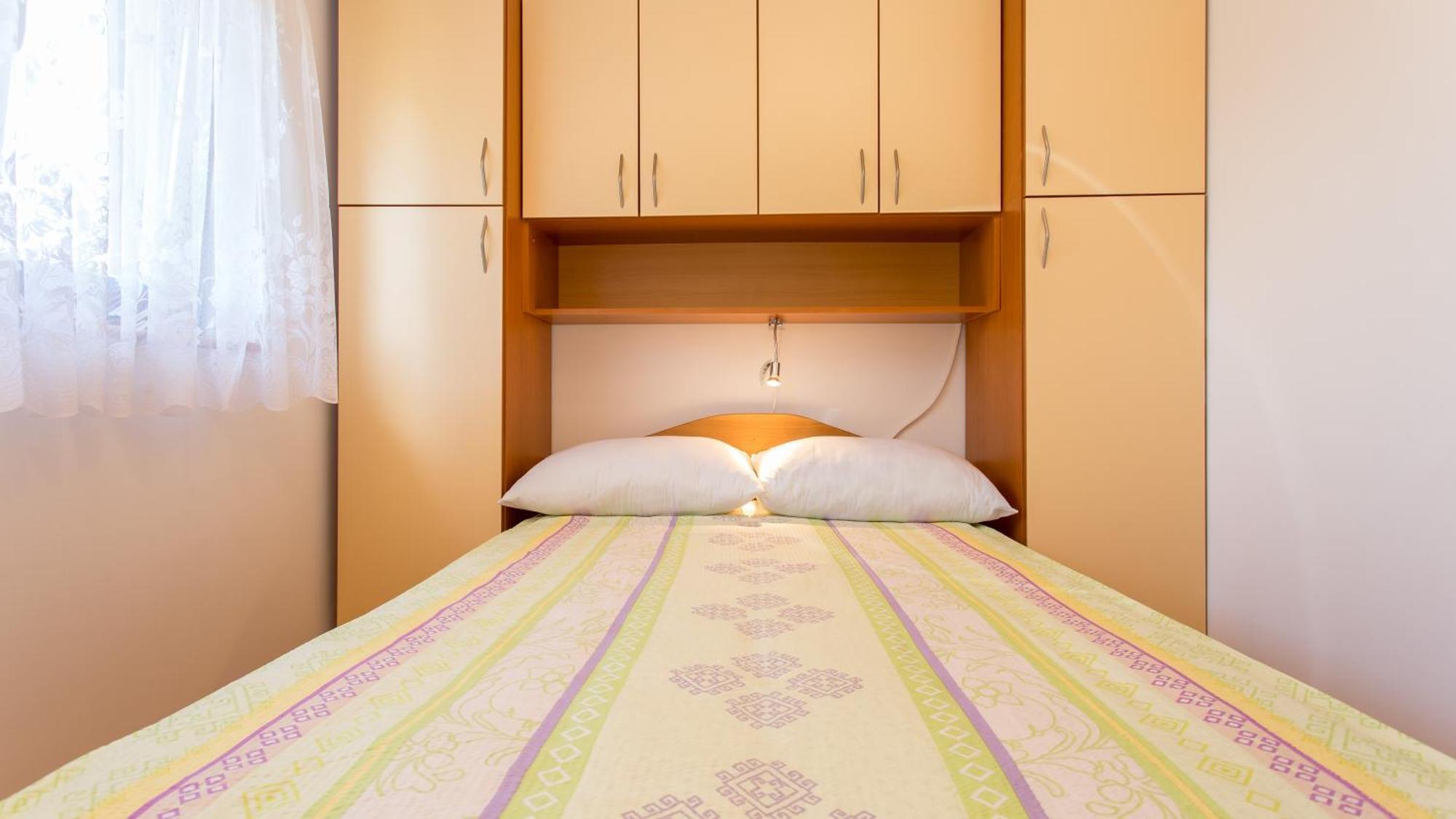 Apartment Branko Šilo Rum bild