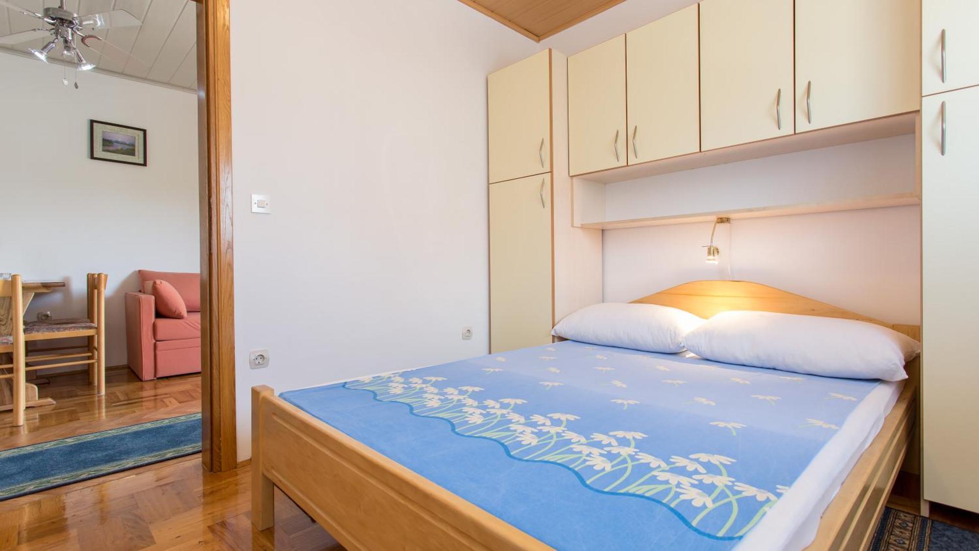Apartment Branko Šilo Rum bild