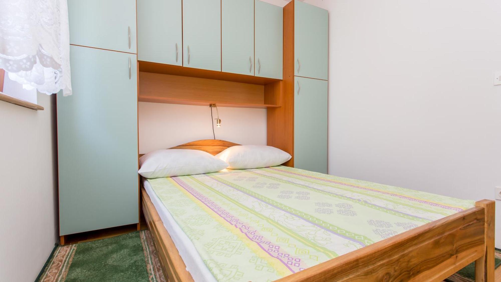 Apartment Branko Šilo Rum bild