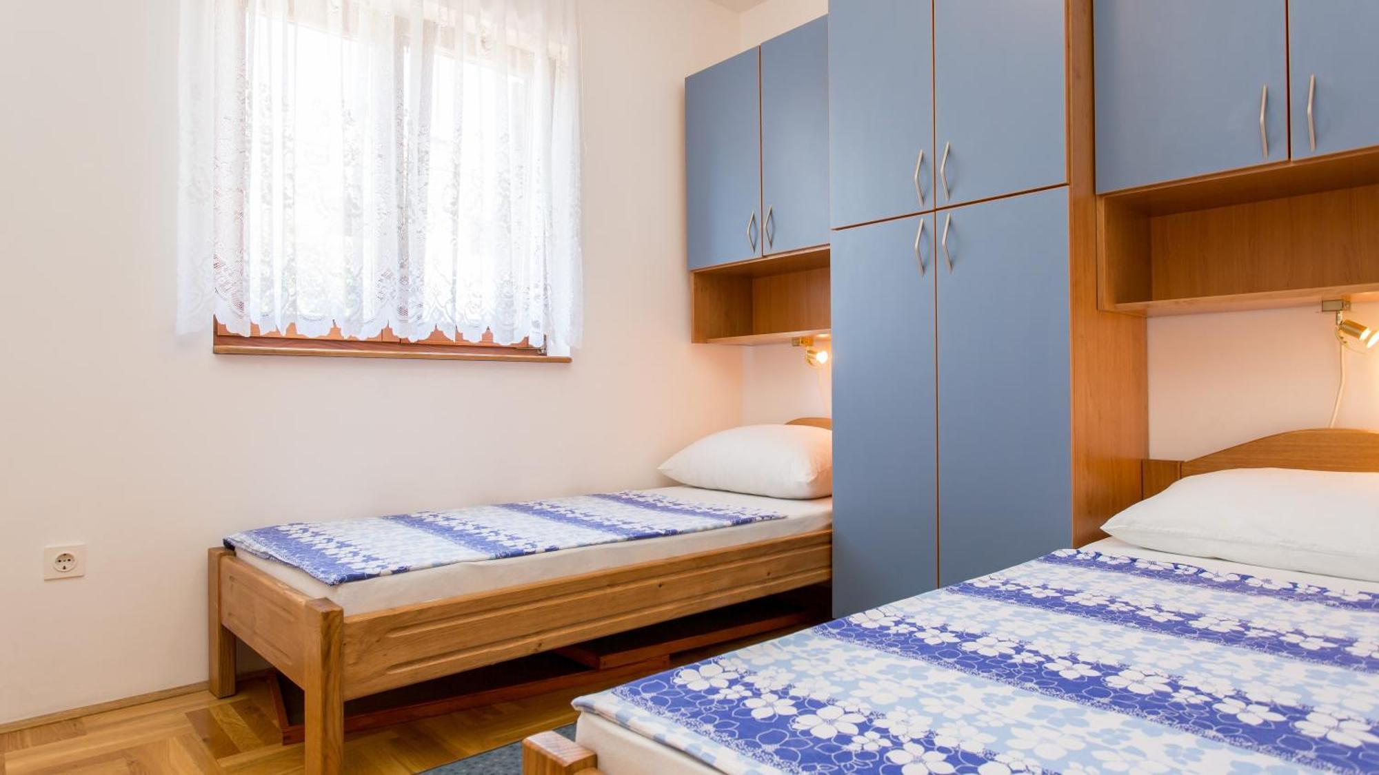 Apartment Branko Šilo Rum bild