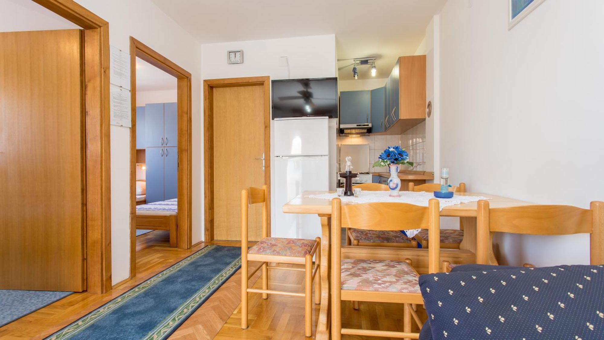 Apartment Branko Šilo Rum bild